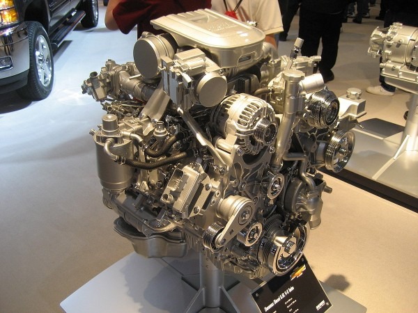 Duramax V8 Engine