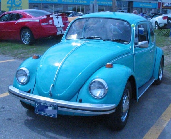 File '68 Volkswagen Beetle (auto Classique PiÃ¨ces Auto Jarry Laval