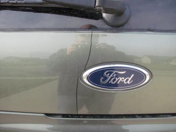 2004 Ford Explorer  Cracked Rear Hatch Panel
