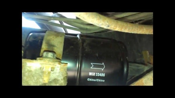 Changing The Fuel Filter On A Jeep Wrangler (91 Yj)