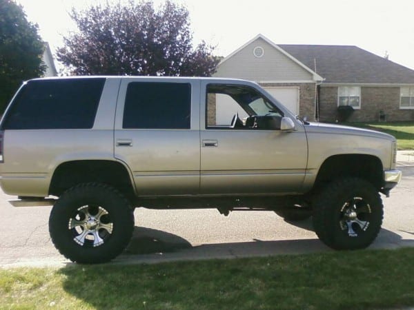 98 Yukon Lifted With 37s