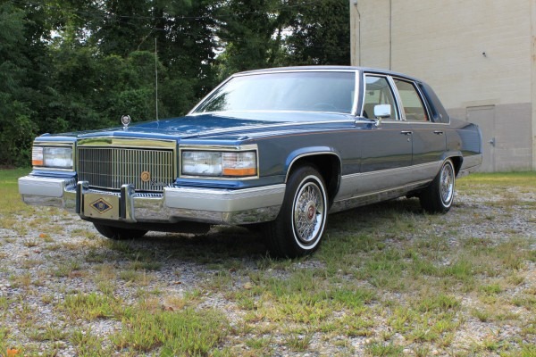Super Clean 1991 Cadillac Brougham D'elegance    Only 81k Miles !!