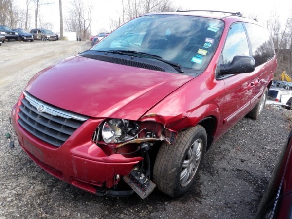 2005 Chrysler Town & Country Quality Used Oem Replacement Parts