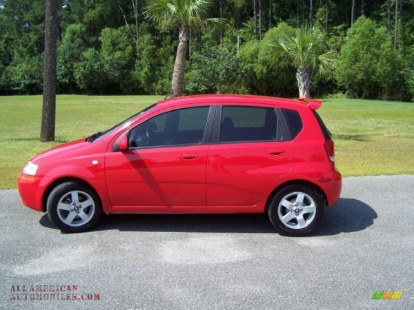 2006 Chevrolet Aveo Lt Hatchback In Victory Red Photo  8