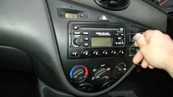 How To Remove The Radio From A Ford Focus