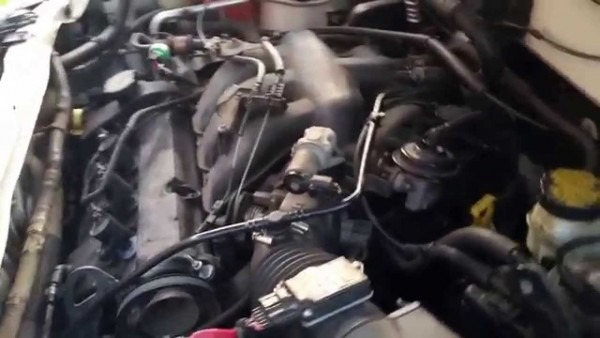 2004 Ford Escape Xlt 3 0 V6 Engine Problem Part 1 (idle)