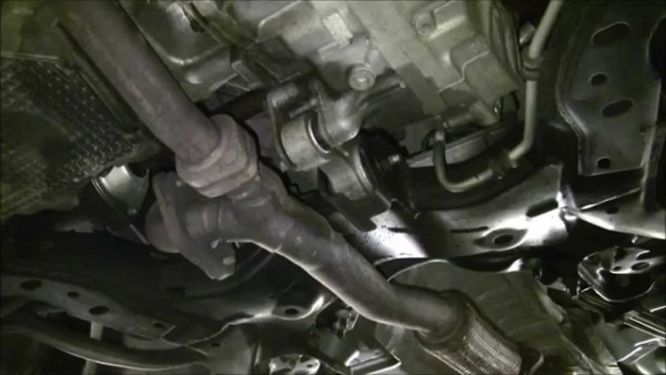 How To Replace The Torque Strut On A 2008 Ford Fusion With V6
