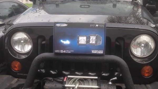 Procomp Led Cubes On Jeep Wrangler Jk 76407p 2x2 Square 3w Led