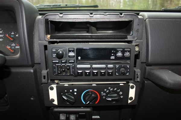 Upgrading A 2001 Jeep Wrangler Stereo â Shanekirk Com