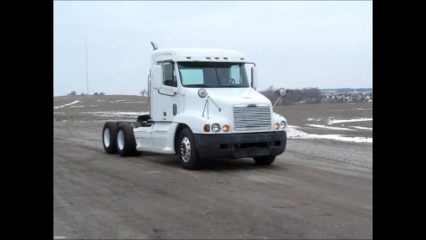 2001 Freightliner Century Class Day Cab Semi Truck For Sale
