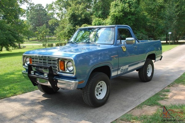 1978 Dodge Ramcharger Convertible Macho Blue Nos Factory White