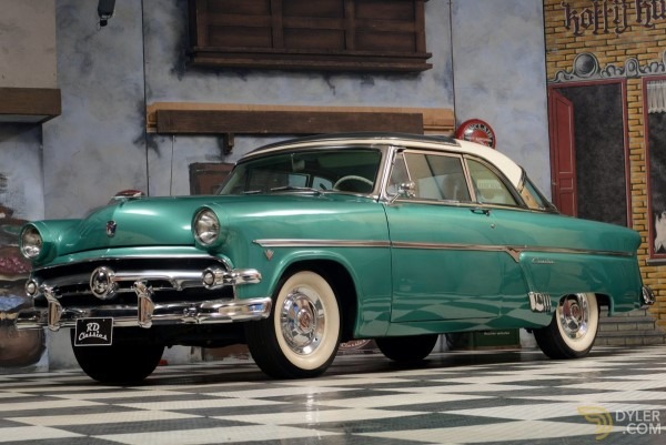 Classic 1954 Ford Crestline Coupe For Sale  1922