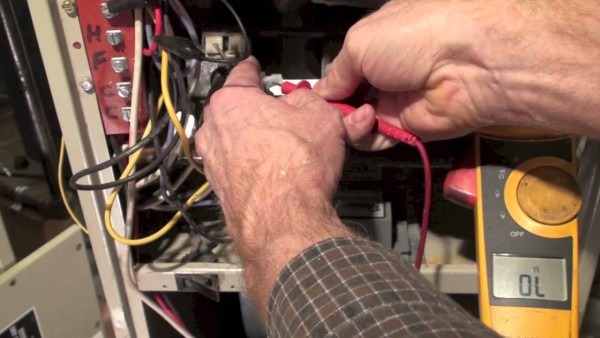 Troubleshoot The Ignitor Of The Rheem Rgda Model Gas Furnace Part