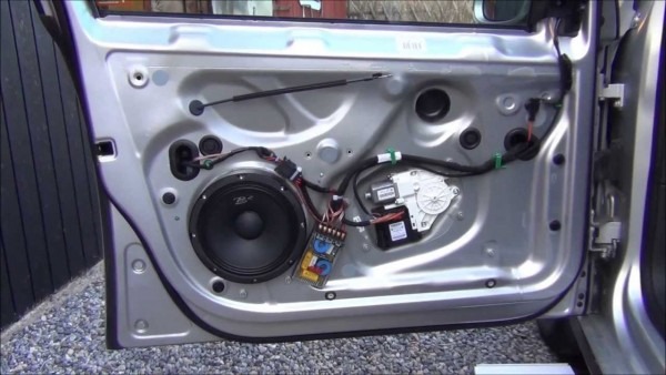Front Door Speaker Change Golf Mk5 8  Kit