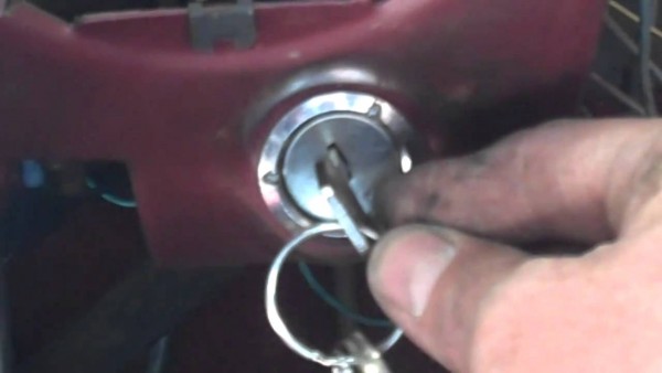 60's Ford Ignition Lock Cylinder And Ignition Switch Removal Mp4