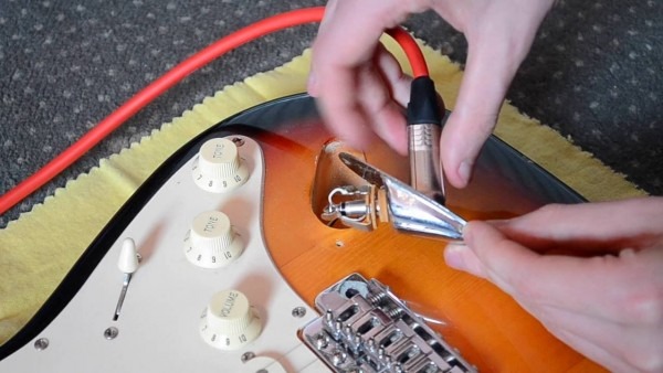 How To Change Your Guitar's Output Jack