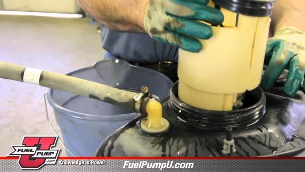How To Replace A Fuel Pump E7138m On A 1998