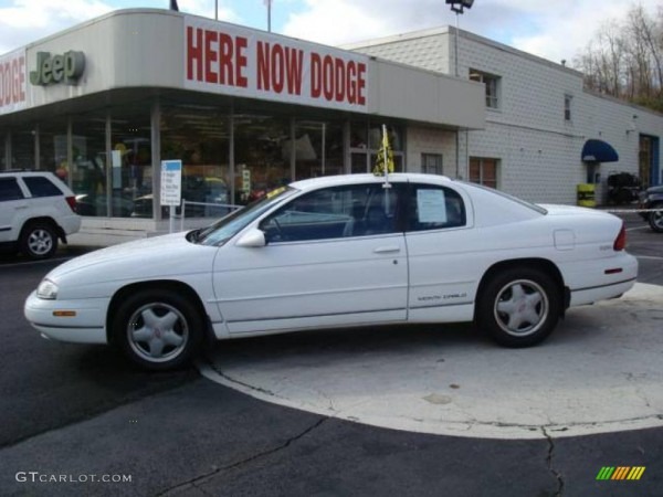 1996 Bright White Chevrolet Monte Carlo Z34  21238176