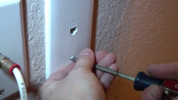 How To Install A Network Jack Into A Wall From The Attic