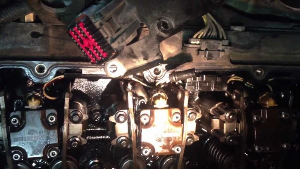 Ford 7 3 L Glow Plug Removal & Install Trick