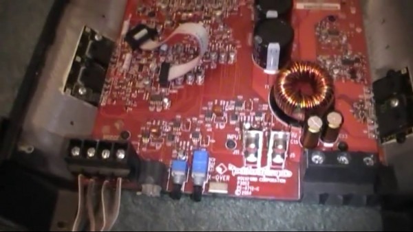 Inside A Rockford Fosgate Amplifier (p300 2)