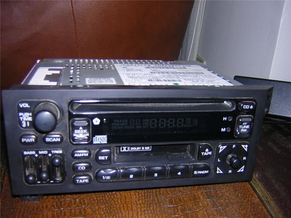 96 97 98 Jeep Grand Cherokee Radio Cassette Cd Player On Popscreen