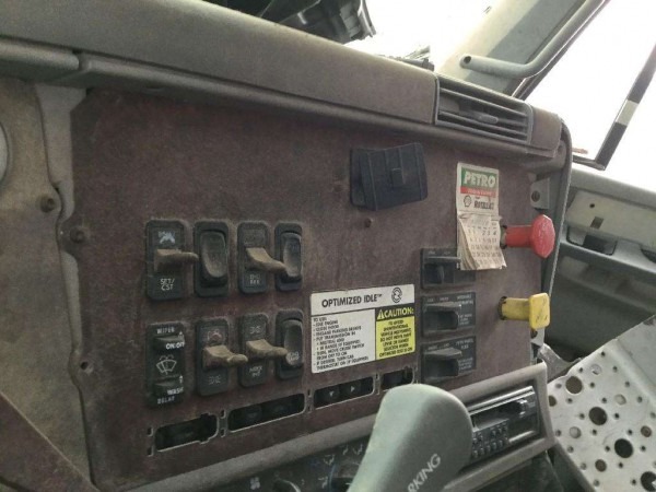 1999 Freightliner Century Class 120 Dash Panel For Sale