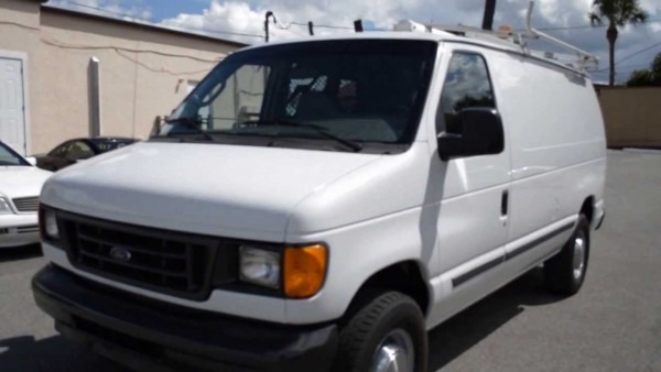 2004 Ford E250 Cargo Van 1 Owner No Accidents Clean Carfax