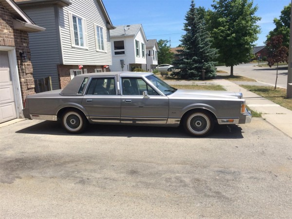 1989 Lincoln Town Car For Sale