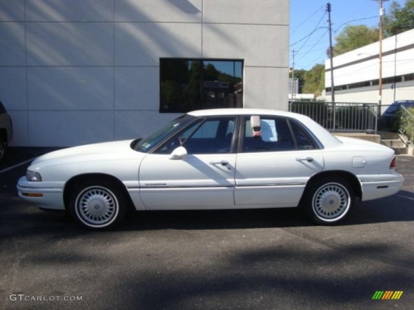 1997 White Buick Lesabre Limited  36480803