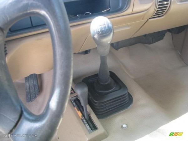 1995 Chevrolet C K K1500 Regular Cab 4x4 5 Speed Manual