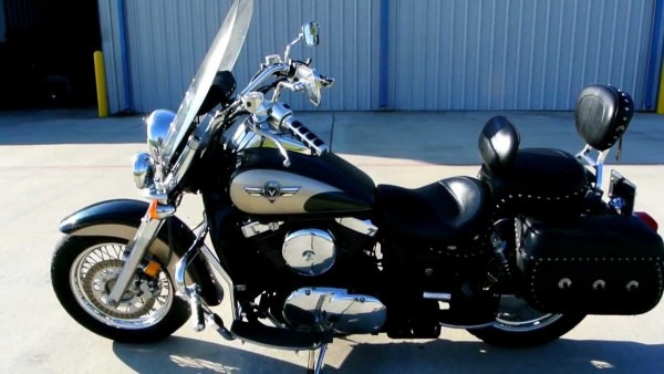 2000 Kawasaki Vulcan 1500 Classic Loaded With Accessories Overview
