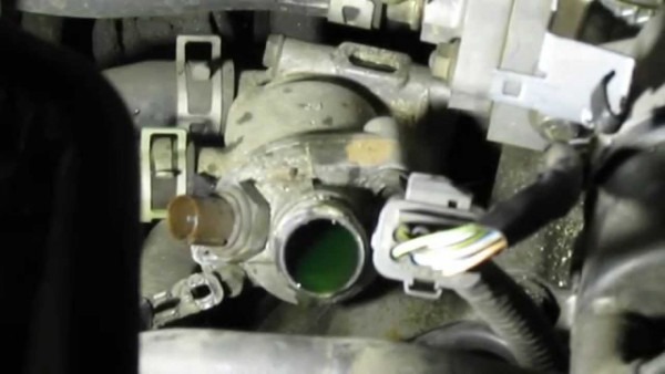 Overheating Diagnosis And Repair  Thermostat Replacement 1999
