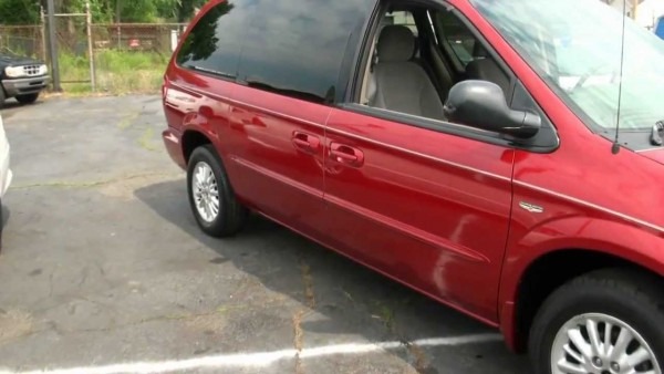 2002 Chrysler Town & Country Touring Edition