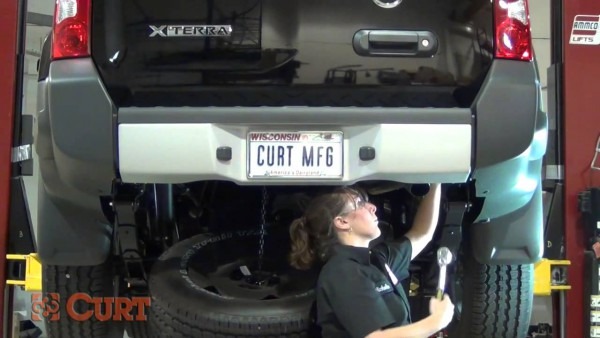Trailer Hitch Installation Curt 13514 For 2005