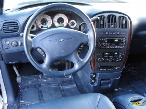2001 Chrysler Town & Country Lxi Navy Blue Dashboard Photo