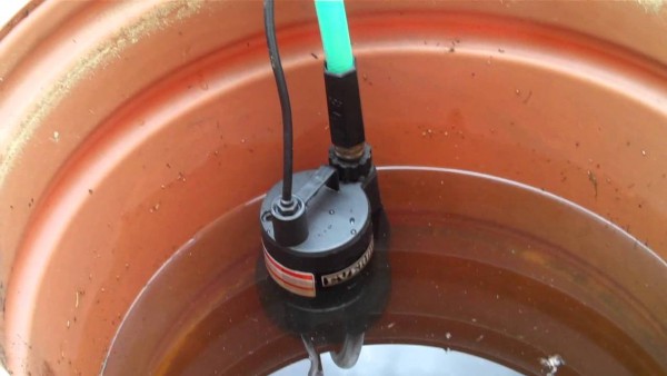 Using Everbilt 1 6 Hp Submersible Pump To Empty Rain Barrel