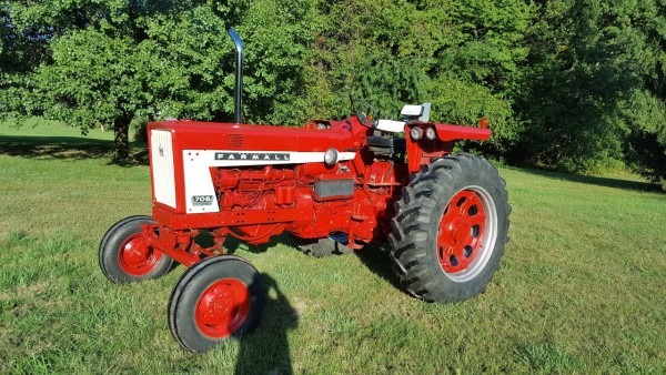 1967 Ih Farmall 706 Tractor D