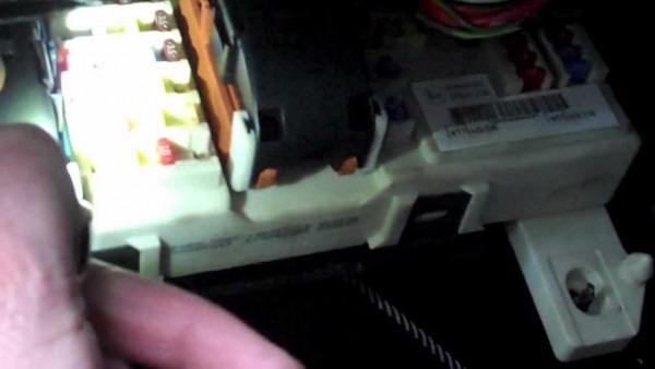 2008 Ford Focus Fuse Box Fix (cigar Lighter  Auxillary Fuse