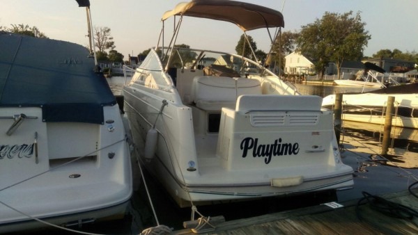 Maxum 2400 Scr 1999 For Sale For $16,000